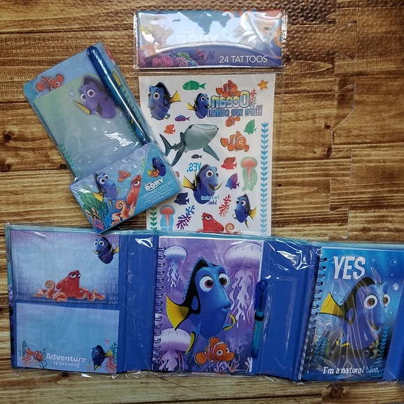Pixar Finding Dory Notebook Set Disney Stickets Temporary Tattoos Sticky Notes - Picture 1 of 8